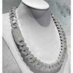 Men’s iced out cuban chain necklace, 1 unit - Image 9