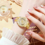 Women’s minimalist quartz watch with jewellery set, 1 unit - Image 5