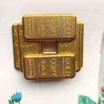Realistic replica golden bars decoration set, 10 pack - Image 6