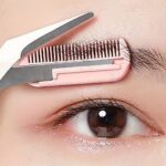 Precision Eyebrow Comb with Built-In Scissors – Stainless Steel Brow Trimming Tool with Random Postcard